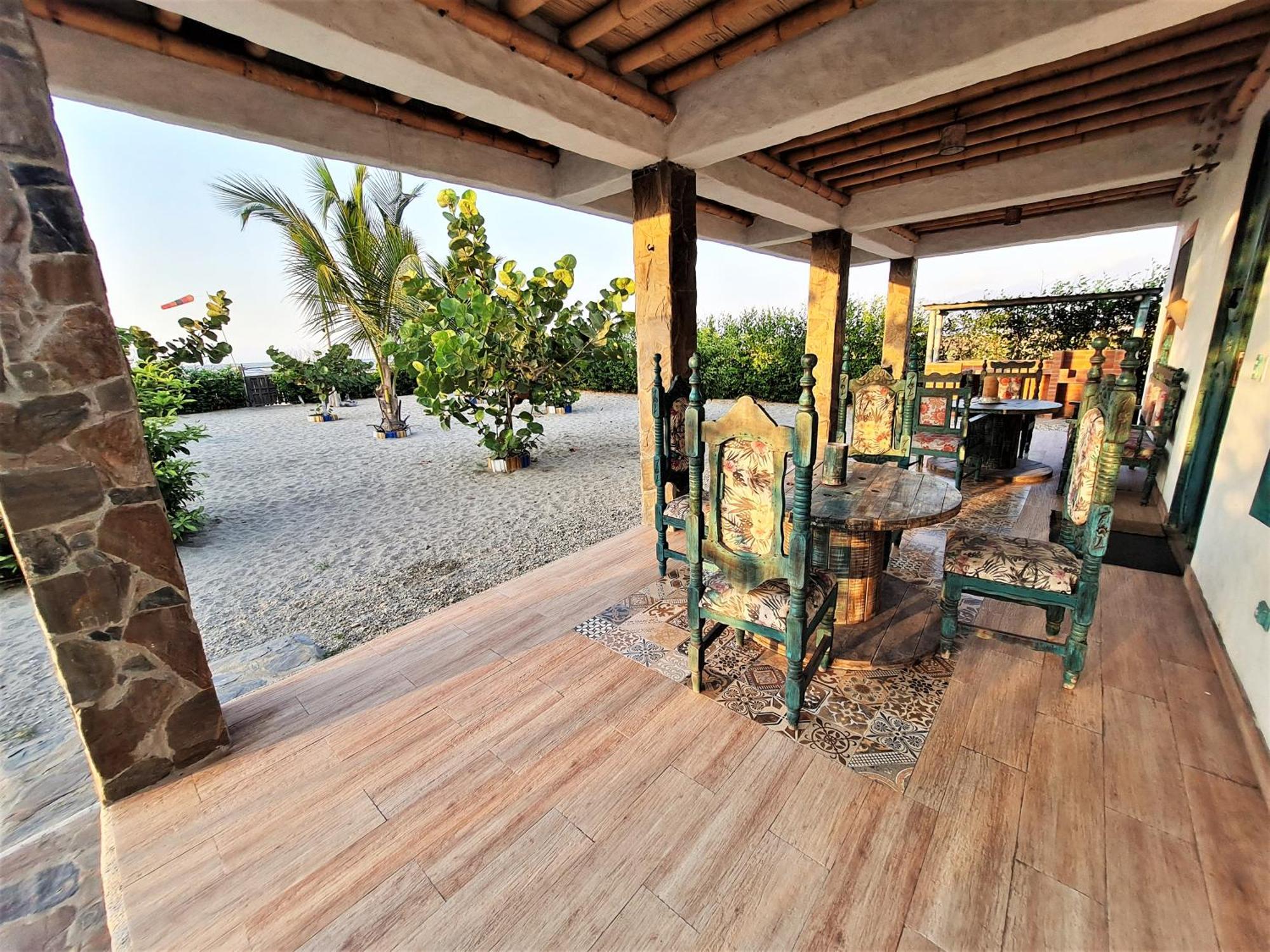 Eco-Hotel Chevere Beach Puebloviejo Bagian luar foto