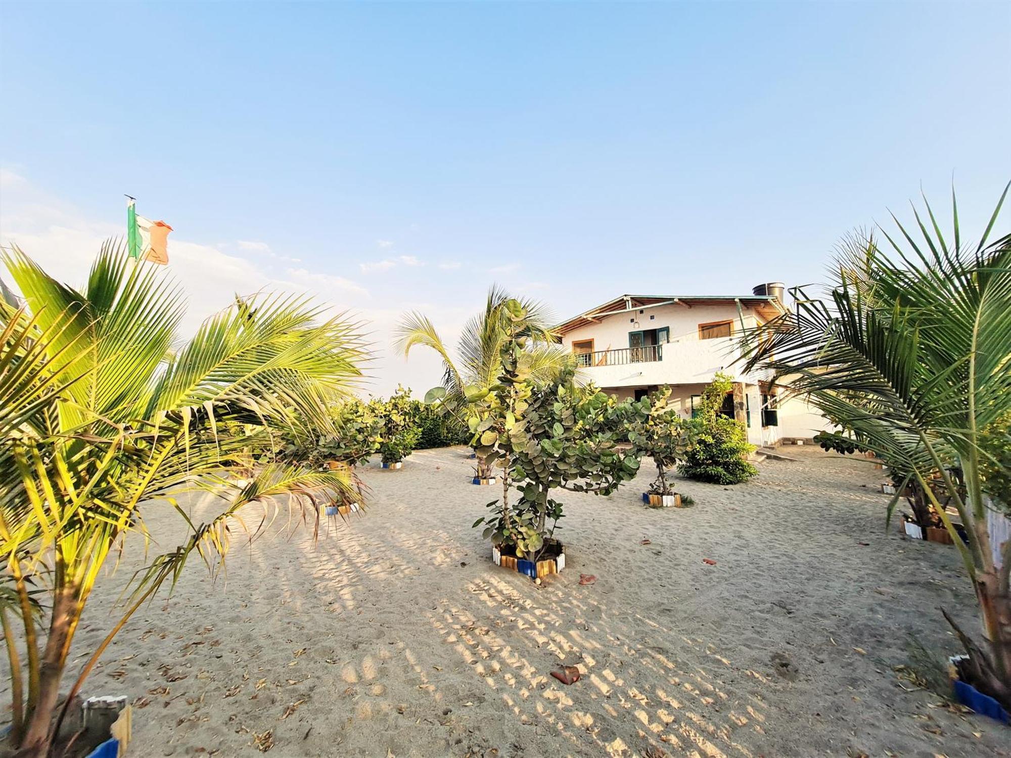 Eco-Hotel Chevere Beach Puebloviejo Bagian luar foto