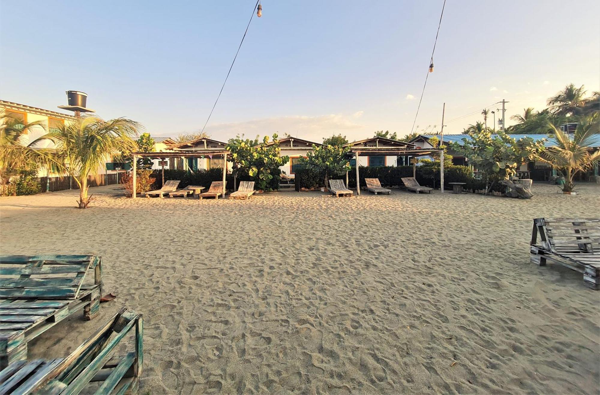 Eco-Hotel Chevere Beach Puebloviejo Bagian luar foto